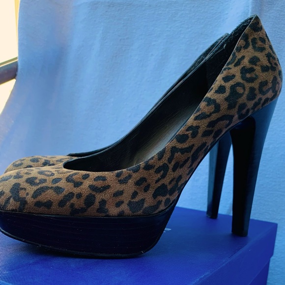 Stuart Weitzman Casstilts Women's Platform High Heels Pumps - Picture 2 of 5